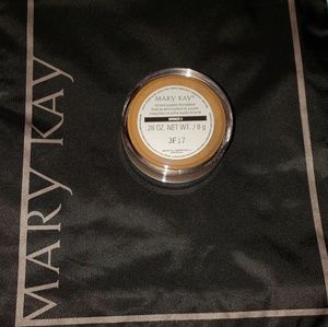 Mary Kay mineral foundation